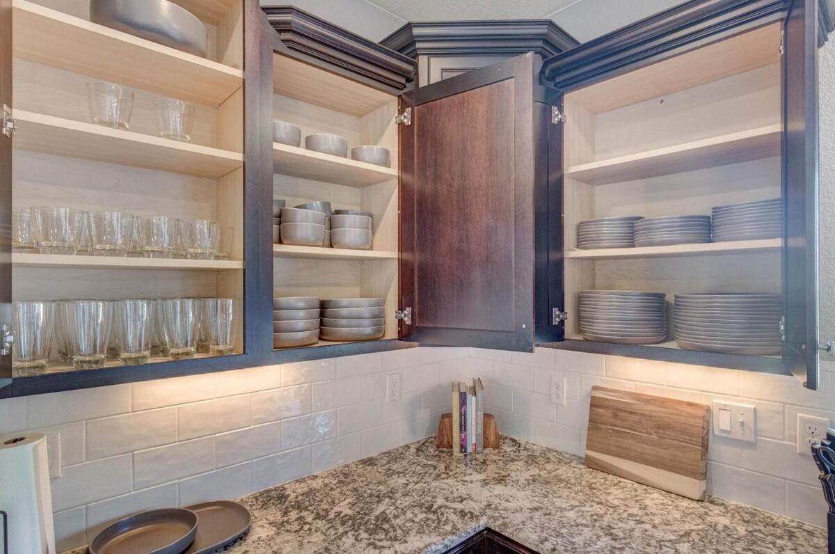 5400sqft 6br 5bath Office, Theater, Game Holiday home