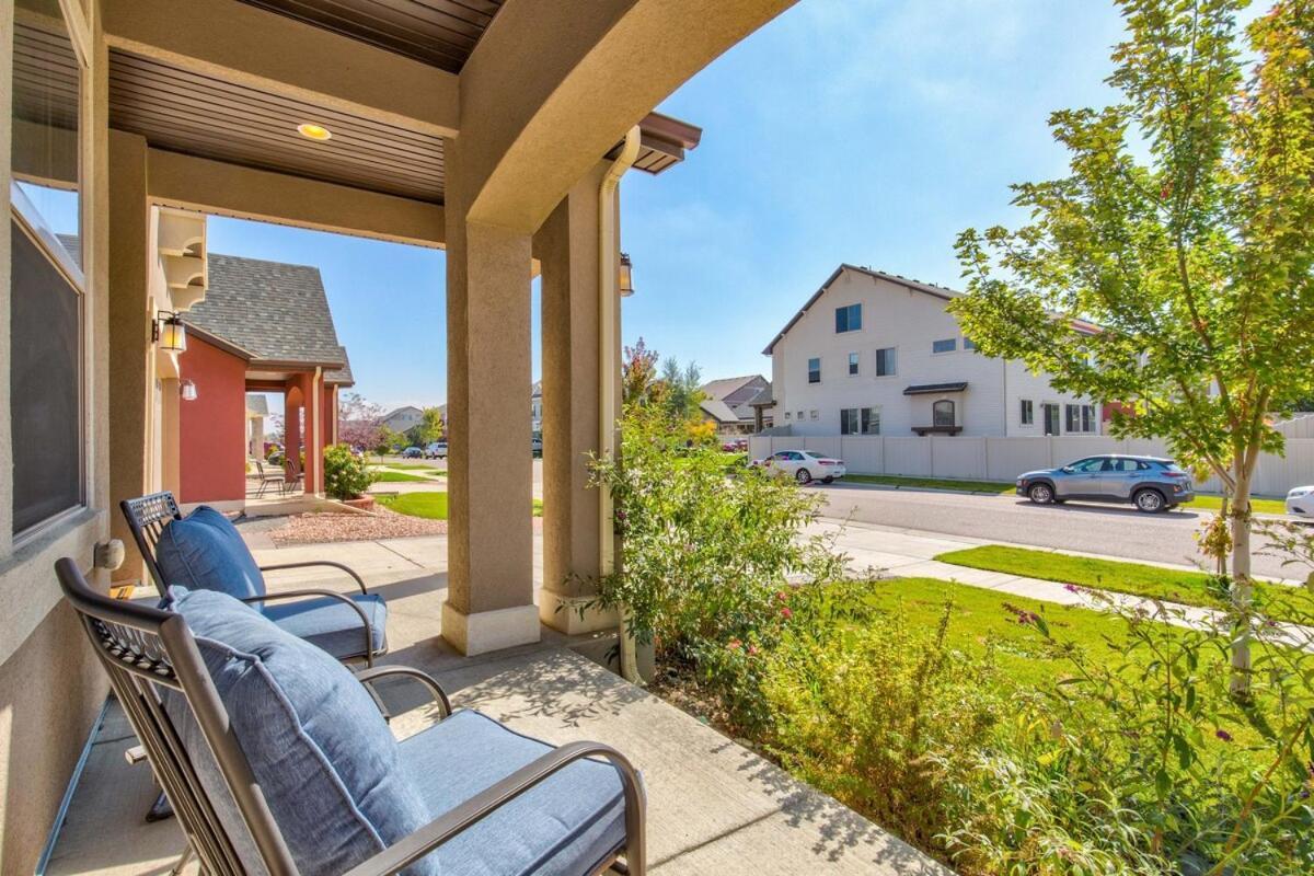 5400sqft 6br 5bath Office, Theater, Game Holiday home *