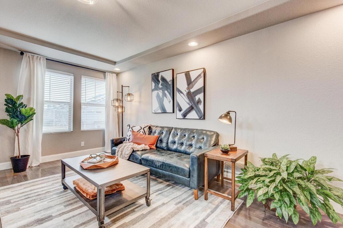 5400sqft 6br 5bath Office, Theater, Game *